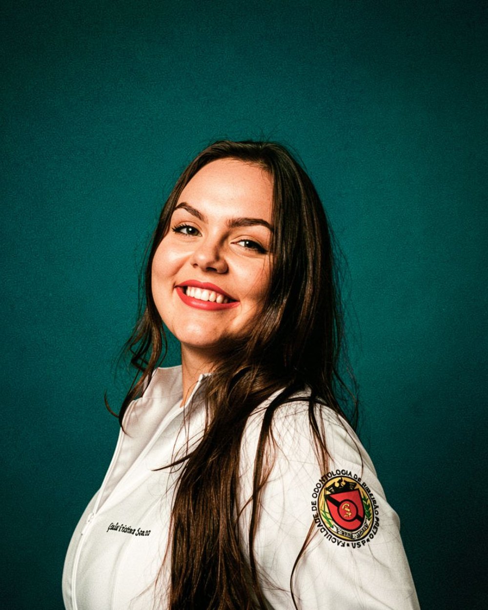 Dra. Giulia Souza — cirurgiã-dentista